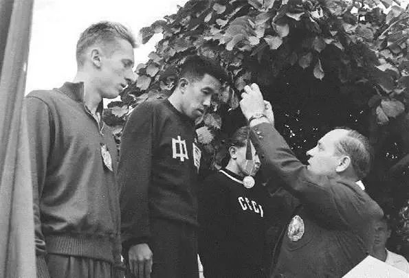 运动会中国范开场舞串词_中国运动会_运动会中国得了多少金牌