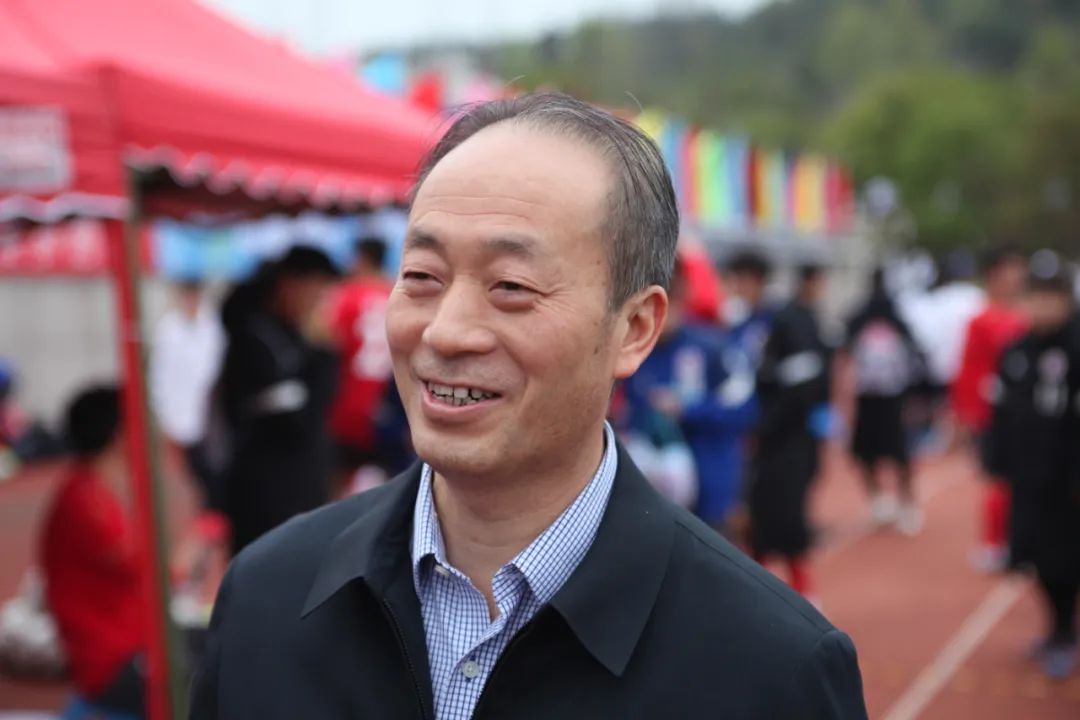 贵州省初中足球赛规则图片_贵州省高中足球比赛_贵阳初中足球