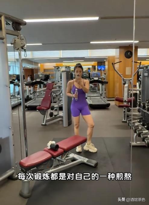上海健身博主_明星上海居家健身_上海明星健身教练