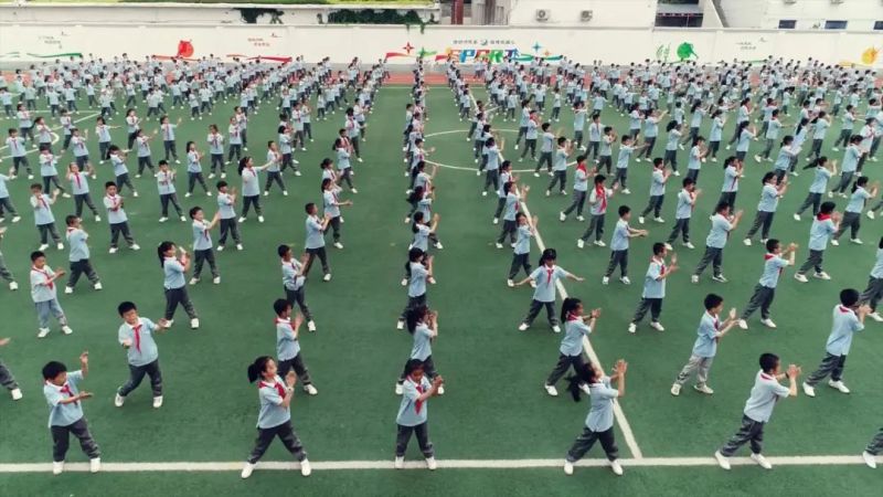 学生功夫广播体操_广播体操功夫少年_中小学生广播体操功夫青春