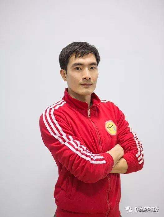 杨亮动作指导_扬亮健身_杨亮武术