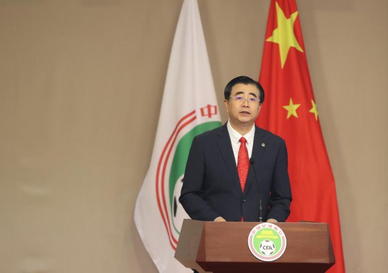 关于足球历史的作文作文_足球的历史怎么写_中国足球脚书写了新历史